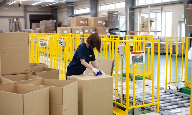 富士物流センターC棟写真